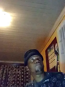 Snapshot of Lilsavvy chatting on 11.14.25 Lilsavvy online show from 11.14.25