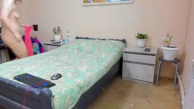 DUSSY PUSSY online show from 02.15.26