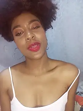 thaimy  online show from 12.18.25