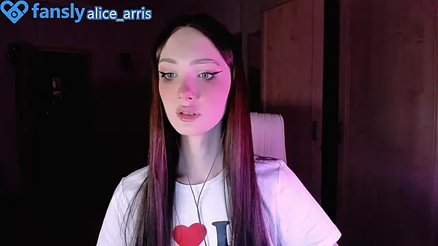 Alice  Aris online show from 10.30.25