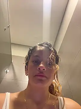 alana15 online show from 12.15.24
