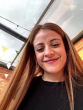 alana15 online show from 04.18.26