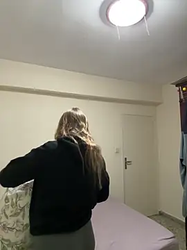 AlisaWhite online show from 02.05.26