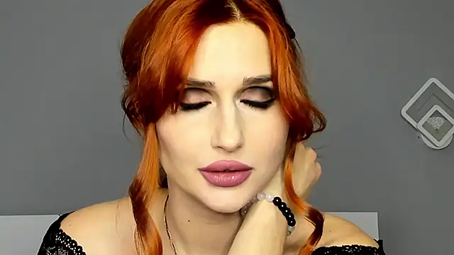 Snapshot of Red_Fairy_ chatting on 01.14.25 Red Fairy online show from 01.14.25