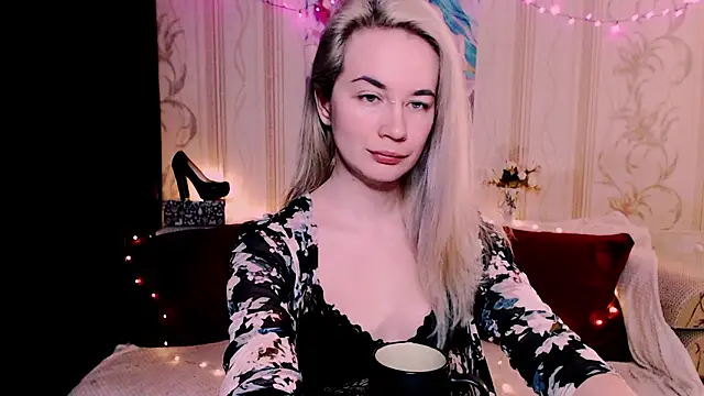 xxxcharismaaa online show from 03.12.26