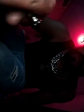 Snapshot of Prettyguy420 chatting on 12.04.25 Prettyguy420 online show from 12.04.25