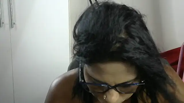 Snapshot of sunshinelady_ chatting on 01.15.25 sunshinelady online show from 01.15.25