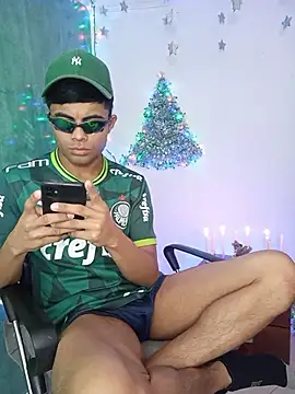 Snapshot of pinedasex777 chatting on 12.19.25 pinedasex777 online show from 12.19.25