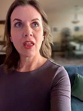 Snapshot of MaiseKnox chatting on 02.12.26 MaiseKnox online show from 02.12.26