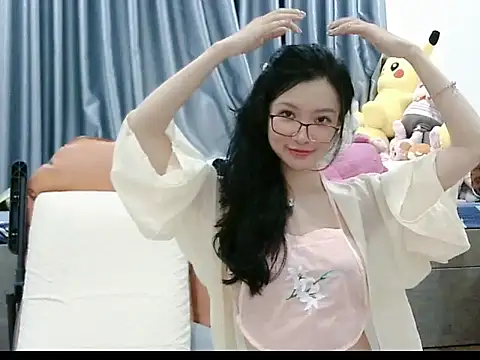 Snapshot of Cute_Ruby01 chatting on 09.21.25 Cute Ruby01 online show from 09.21.25