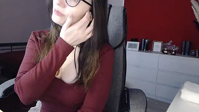 Alina Lamour online show from 02.14.26