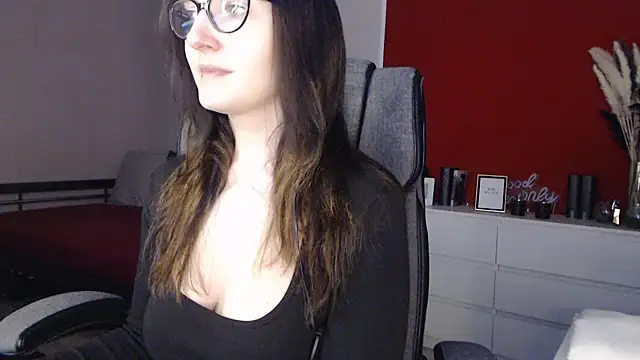 Alina Lamour online show from 02.19.26