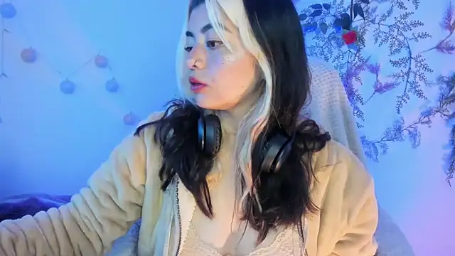 Snapshot of Sammysammy_ chatting on 02.02.25 Sammysammy online show from 02.02.25