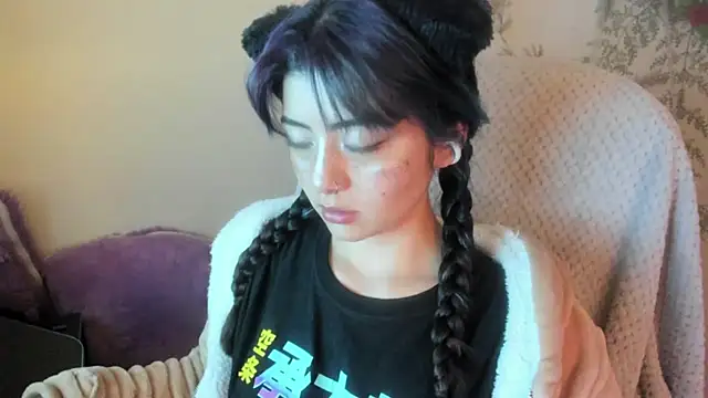 Sammysammy  online show from 12.23.25