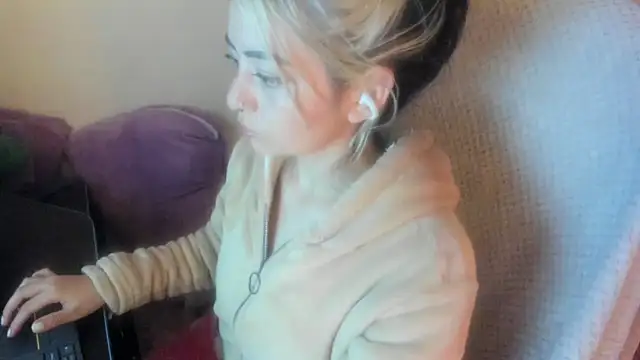 Sammysammy  online show from 06.19.26