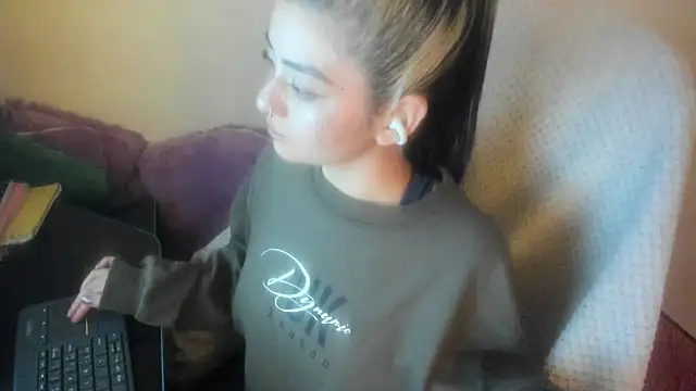 Sammysammy  online show from 06.25.26