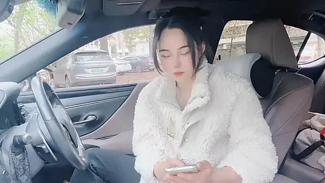 orla2021 online show from 02.26.25