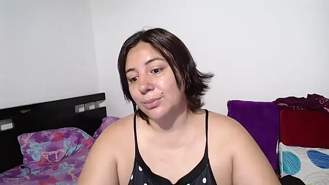Snapshot of sexxy_ticki chatting on 03.11.25 sexxy ticki online show from 03.11.25