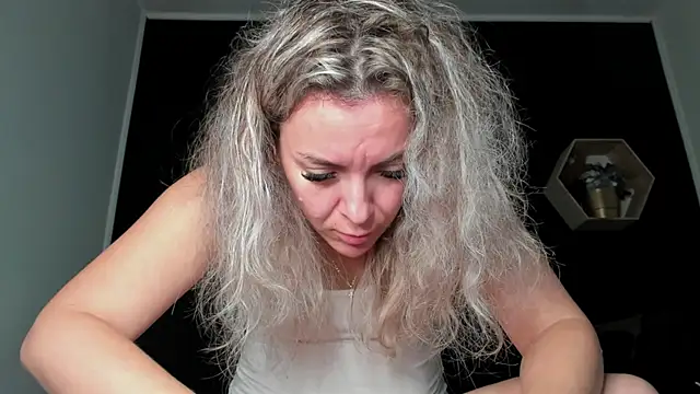 Alesys69 online show from 11.20.25