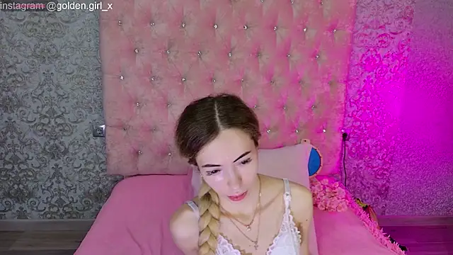 Akilla Queen online show from 05.08.26