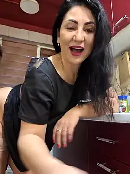 Snapshot of charrlote_love chatting on 02.02.25 charrlote love online show from 02.02.25