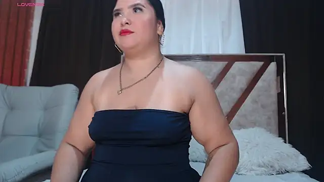 AGATHAA WHITE online show from 03.12.26