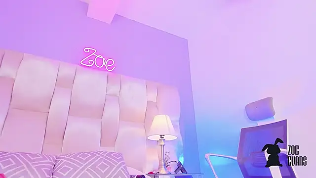 Zoe Evans  online show from 12.02.24
