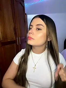 Snapshot of Miss_valeriaa chatting on 10.28.25 Miss valeriaa online show from 10.28.25