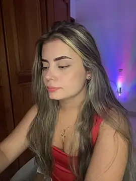 Snapshot of Miss_valeriaa chatting on 11.28.25 Miss valeriaa online show from 11.28.25