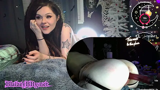 Snapshot of BlaizeyBBy chatting on 12.27.24 BlaizeyBBy online show from 12.27.24