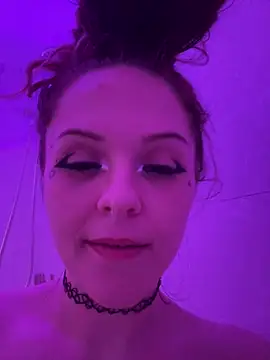 Snapshot of BlaizeyBBy chatting on 01.30.25 BlaizeyBBy online show from 01.30.25