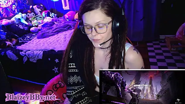 Snapshot of BlaizeyBBy chatting on 03.07.25 BlaizeyBBy online show from 03.07.25