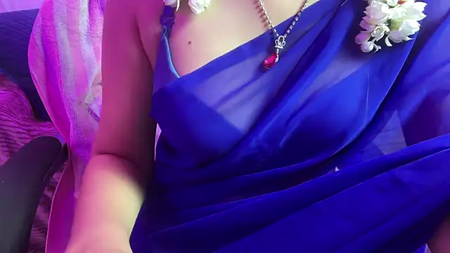 Queen Angelena online show from 01.18.26