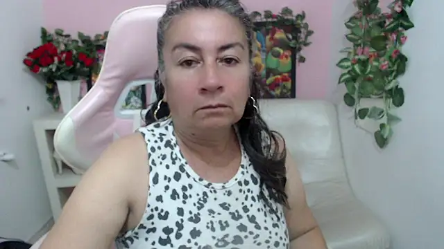 stepmother 105 online show from 09.17.25