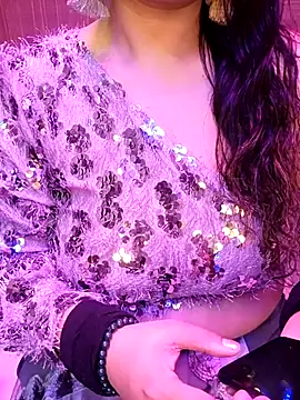 Snapshot of indian_passion chatting on 10.11.25 indian passion online show from 10.11.25