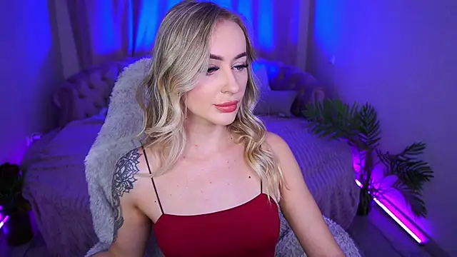 GraceCandy online show from 11.28.25