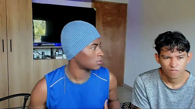 Snapshot of CrissBrownxxx chatting on 07.22.26 CrissBrownxxx online show from 07.22.26