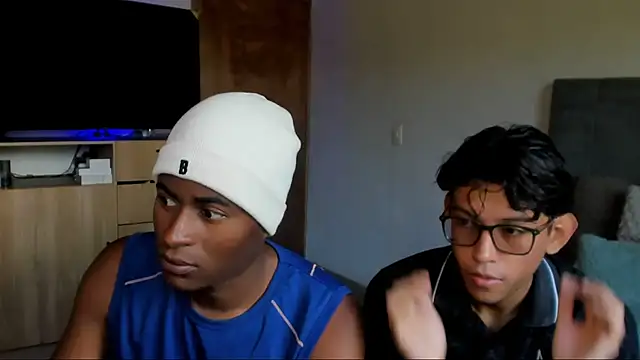Snapshot of CrissBrownxxx chatting on 07.29.26 CrissBrownxxx online show from 07.29.26
