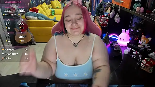 Softie Sofy online show from 12.31.24
