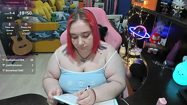 Softie Sofy online show from 03.13.25