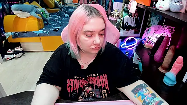 Softie Sofy online show from 02.21.26