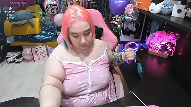 Softie Sofy online show from 03.06.26