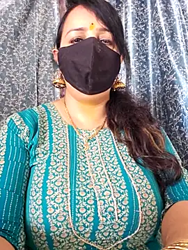 Snapshot of cute-tanvi chatting on 06.23.26 cute-tanvi online show from 06.23.26