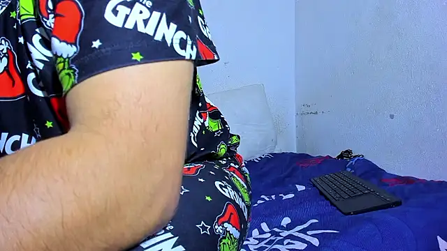 Snapshot of ares_sexxx chatting on 01.12.26 ares sexxx online show from 01.12.26