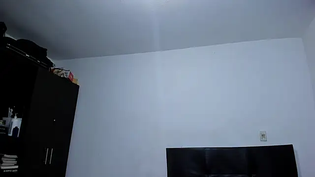 Snapshot of ares_sexxx chatting on 02.14.26 ares sexxx online show from 02.14.26