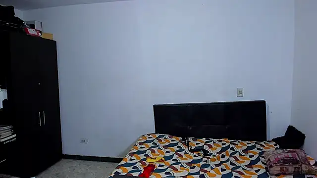 Snapshot of ares_sexxx chatting on 02.19.26 ares sexxx online show from 02.19.26