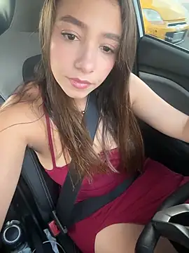 Hall 16 online show from 11.14.25