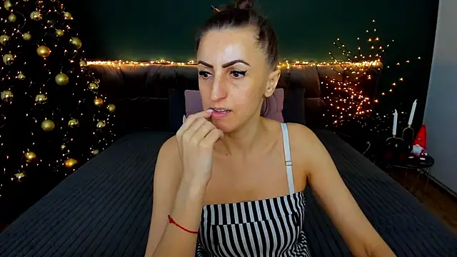 Rebecca Diamond online show from 12.19.25