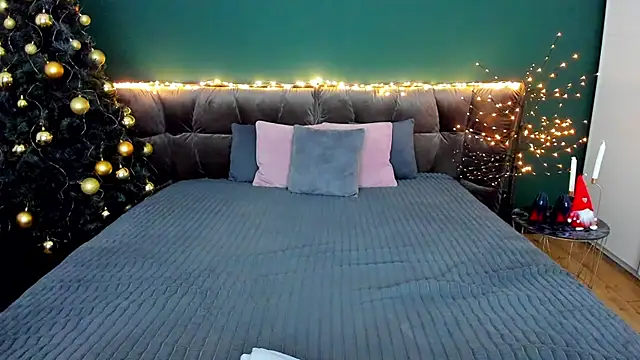 Rebecca Diamond online show from 01.12.26