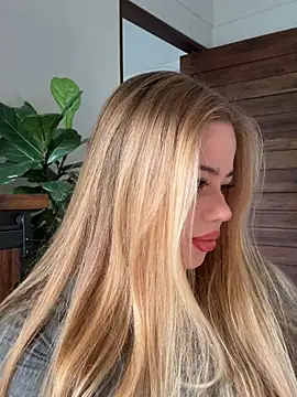 curchez  online show from 04.08.26